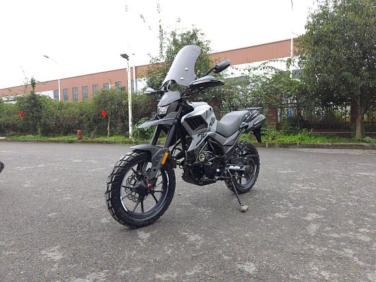 Новинка ассортимента! Мотоцикл Regulmoto DUKE 300 в сером цвете