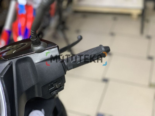 Скутер Мотомир SPARK 49.5 (125) чёрный фото 6