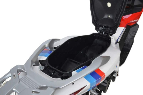 Скутер MotoLand (Мотолэнд) X - MAX 150 с ПТС фото 2