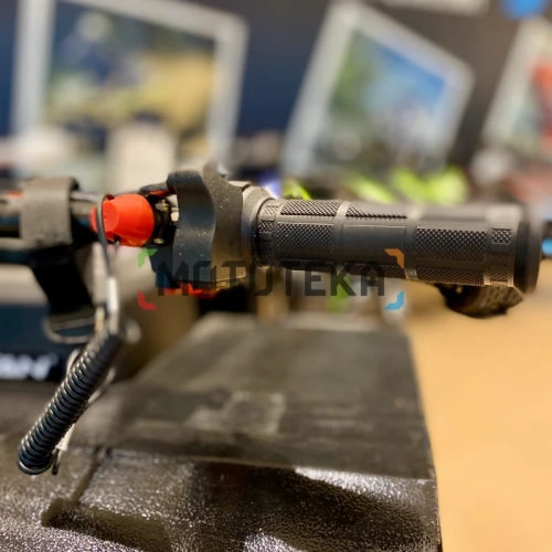 Мотобуксировщик Мужик LUXE М600 1450. 17 л.с.. катковая фото 3