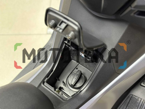 Максискутер SYM (Сим) CRUiSYM a 300 белый с ПТС фото 17