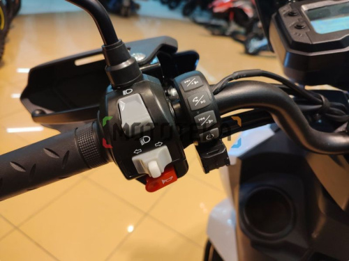 Скутер TMBK TANK 50 (150) White фото 8