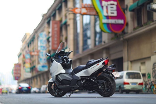 Скутер SYM (Сим) MAXSYM TL 500i белый с ПТС фото 7