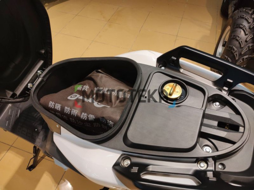 Скутер TMBK TANK 50 (150) White фото 15